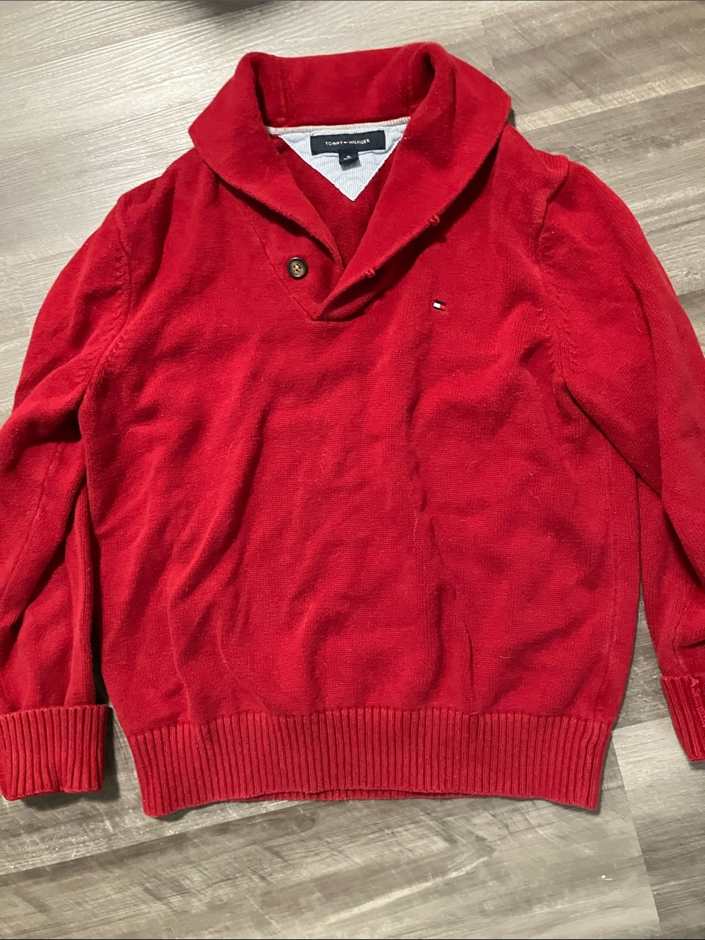 Tommy Hilfiger Men’s Red V-Neck Shawl Collar Sweater Medium